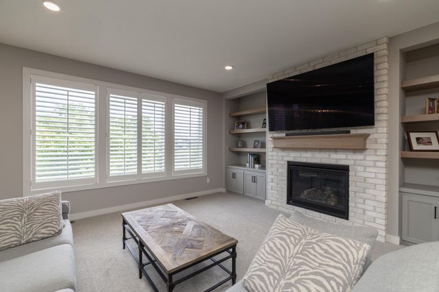 14714 146th Avenue N, Dayton, MN 55327