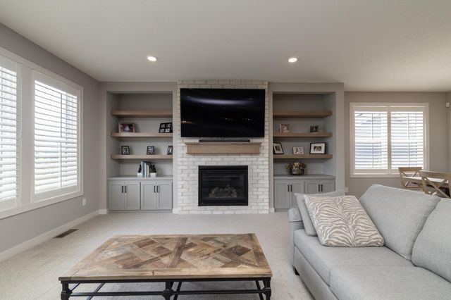 14714 146th Avenue N, Dayton, MN 55327