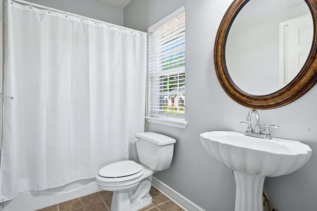 1506 Walter St, Longview, TX 75605