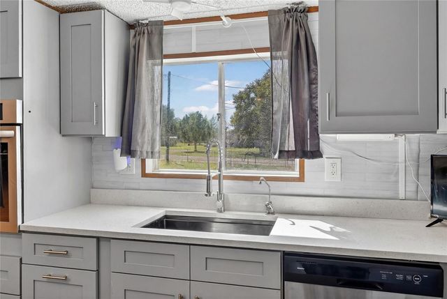 2916 KEENE COUNTRY COURT, Plant City, FL 33565