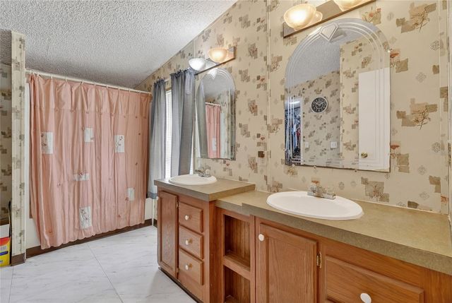 2916 KEENE COUNTRY COURT, Plant City, FL 33565