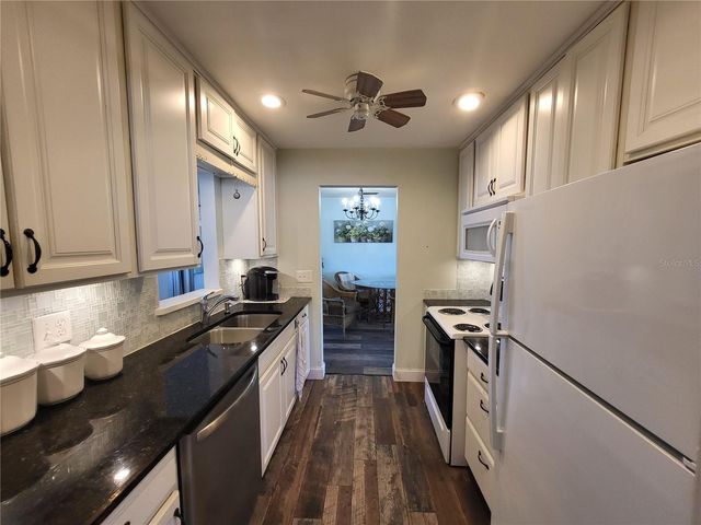 601 ALLEGHENY DRIVE, Sun City Center, FL 33573