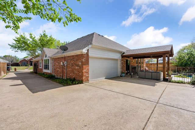 416 Love Bird Lane, Murphy, TX 75094