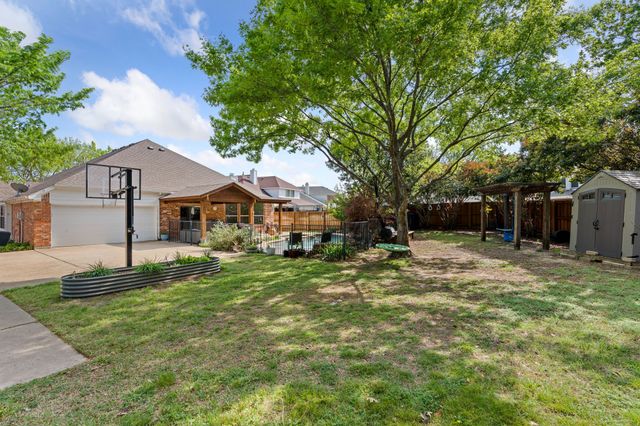 416 Love Bird Lane, Murphy, TX 75094