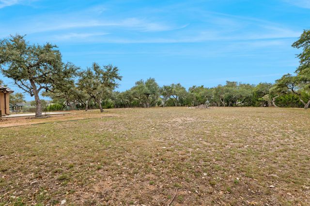 1073 Las Brisas DR, Canyon Lake, TX 78133