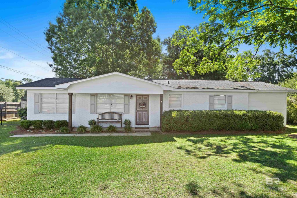 23218 Pecan Street, Robertsdale, AL 36567