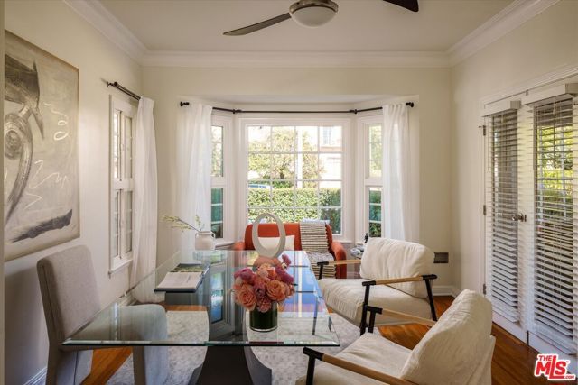 215 S Poinsettia Place, Los Angeles, CA 90036
