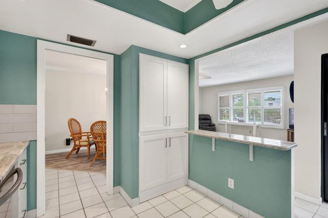 1800 SE Saint Lucie Boulevard 11-203, Stuart, FL 34996
