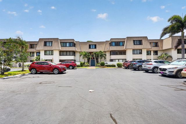 1800 SE Saint Lucie Boulevard 11-203, Stuart, FL 34996