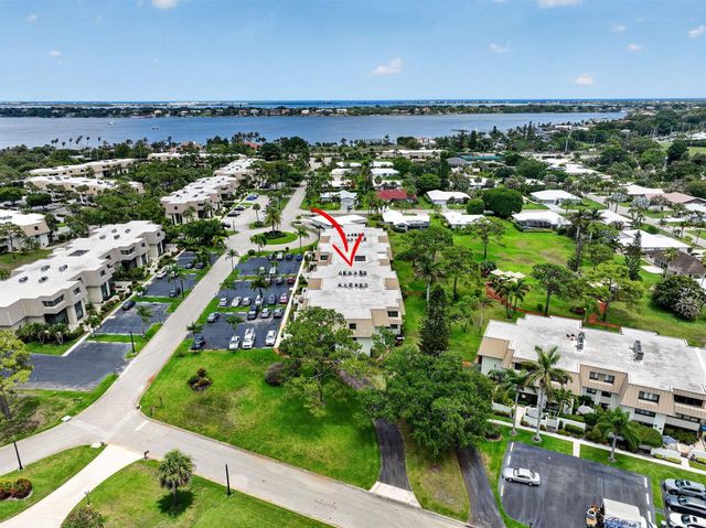 1800 SE Saint Lucie Boulevard 11-203, Stuart, FL 34996