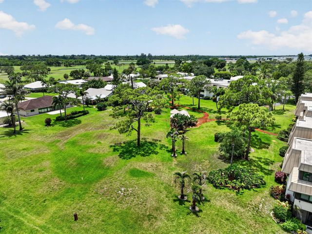 1800 SE Saint Lucie Boulevard 11-203, Stuart, FL 34996