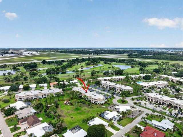 1800 SE Saint Lucie Boulevard 11-203, Stuart, FL 34996