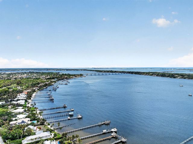 1800 SE Saint Lucie Boulevard 11-203, Stuart, FL 34996