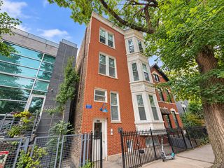 1830 W Superior Street 3F, Chicago, IL 60622