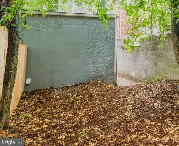 1533 U ST SE, Washington, DC 20020