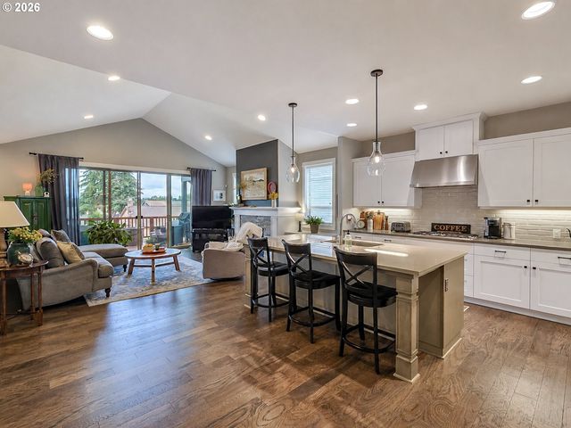 6413 Se KETCHUM St, Milwaukie, OR 97267