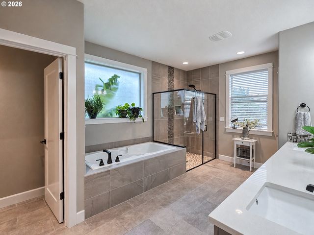 6413 Se KETCHUM St, Milwaukie, OR 97267
