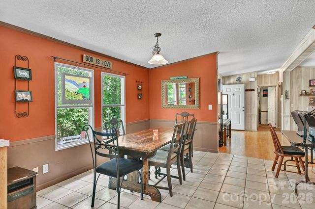 560 Morgan Branch Road, Marshall, NC 28753