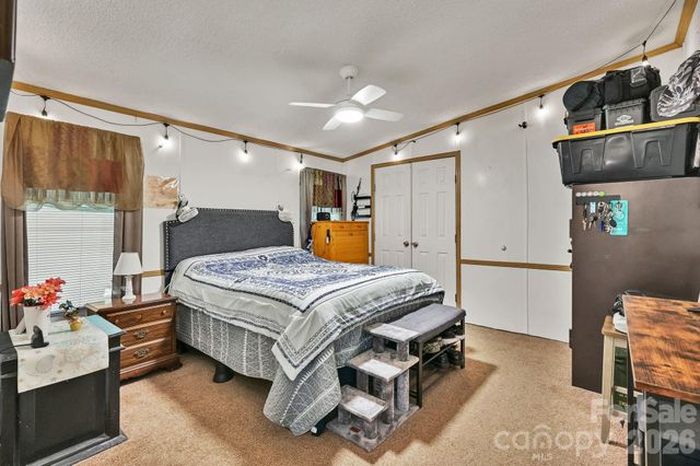 560 Morgan Branch Road, Marshall, NC 28753