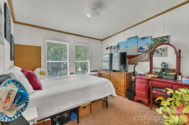 560 Morgan Branch Road, Marshall, NC 28753
