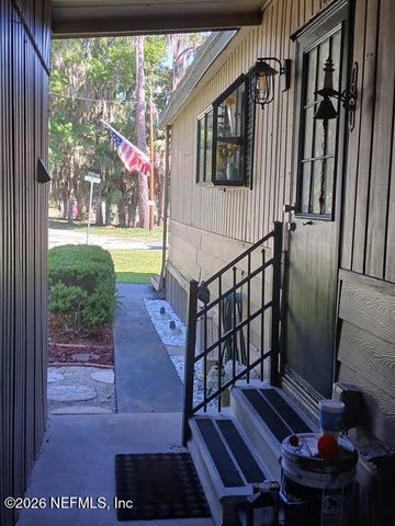 114 N GERALDO Road, East Palatka, FL 32131
