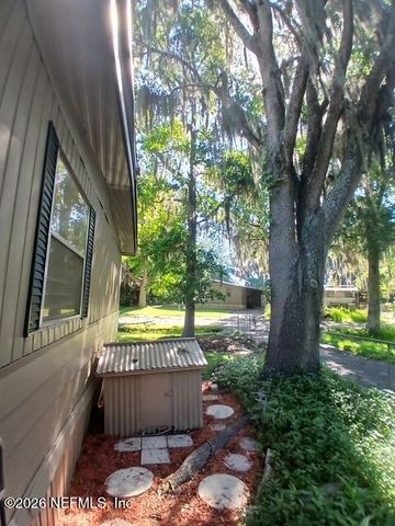 114 N GERALDO Road, East Palatka, FL 32131