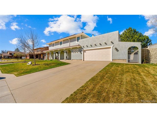 61 Posada Dr, Pueblo, CO 81005