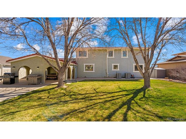61 Posada Dr, Pueblo, CO 81005