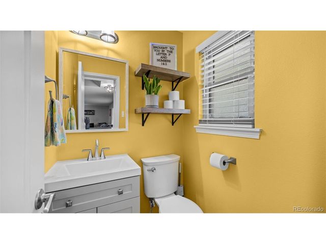 61 Posada Dr, Pueblo, CO 81005