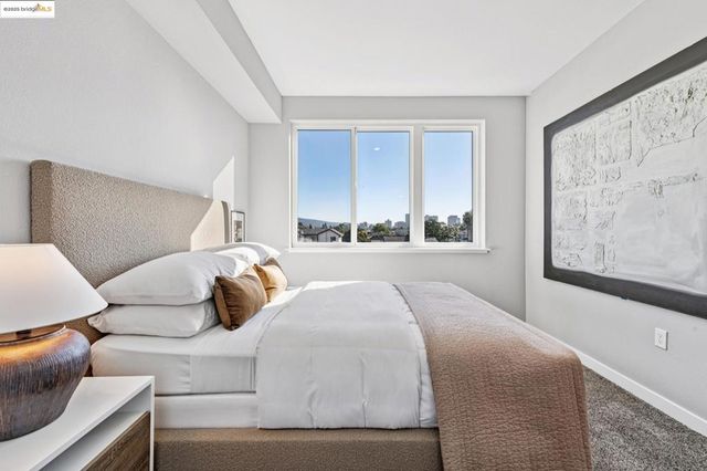 2400 Adeline ST 404, Oakland, CA 94607