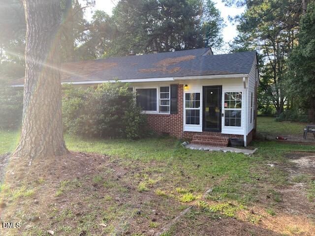 1104 Robert Road W, Wilson, NC 27893