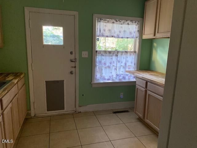 1104 Robert Road W, Wilson, NC 27893
