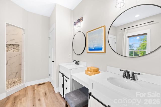 3240 Hoffman Acres Street, Lincolnton, NC 28092