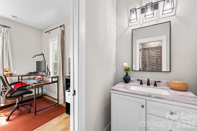 3240 Hoffman Acres Street, Lincolnton, NC 28092