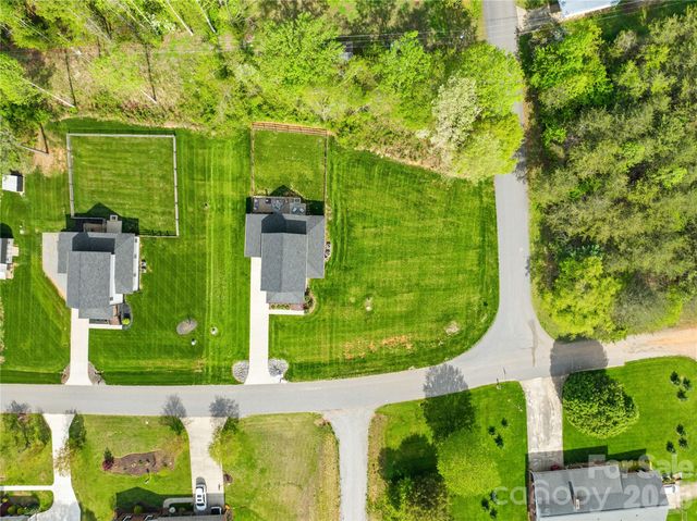 3240 Hoffman Acres Street, Lincolnton, NC 28092