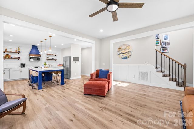 3240 Hoffman Acres Street, Lincolnton, NC 28092