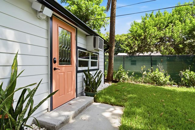 515 46th Street, West Palm Beach, FL 33407