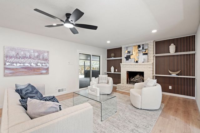 5118 Breakwood Drive, Dallas, TX 75227