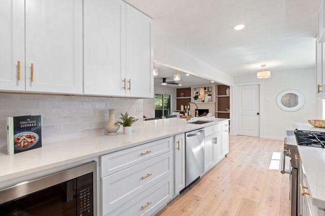 5118 Breakwood Drive, Dallas, TX 75227