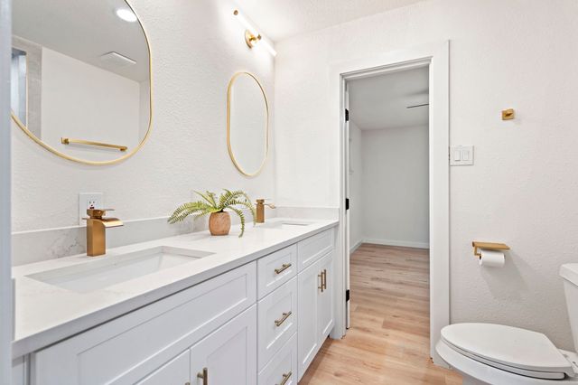 5118 Breakwood Drive, Dallas, TX 75227