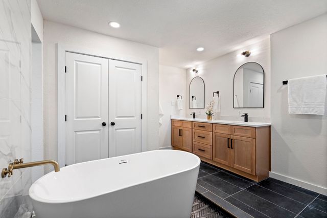 5118 Breakwood Drive, Dallas, TX 75227