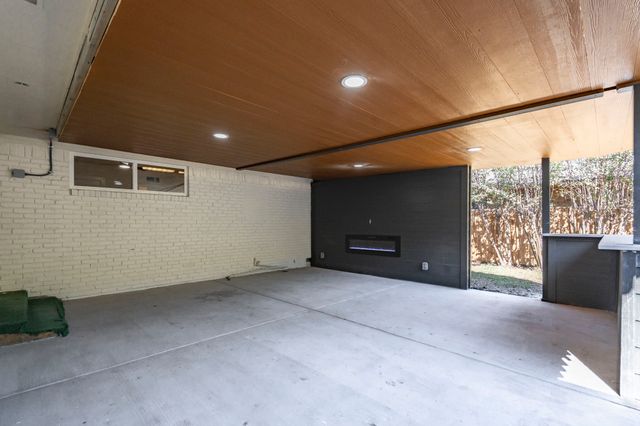 5118 Breakwood Drive, Dallas, TX 75227