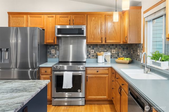 1329 237th Place SW, Bothell, WA 98021