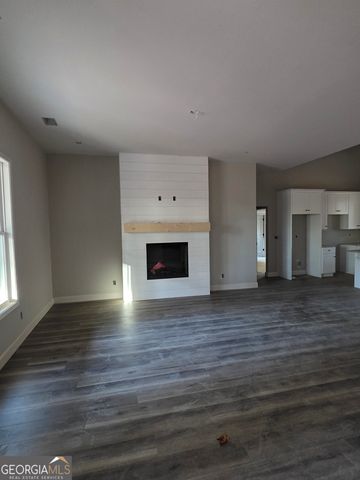 277 Douglas Creek Road, Flovilla, GA 30216