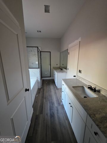 277 Douglas Creek Road, Flovilla, GA 30216