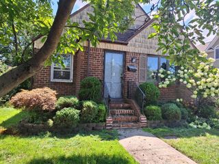 63 Ruby Street, Elmont, NY 11003