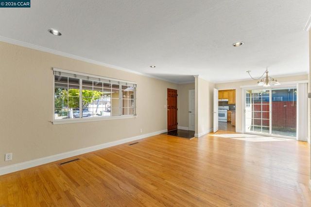 31561 Hugh Way, Hayward, CA 94544