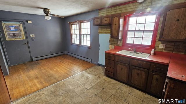 12 Collins Drive, West Haven, CT 06516