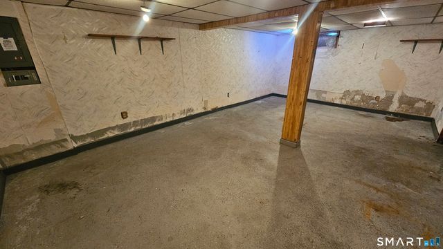 12 Collins Drive, West Haven, CT 06516