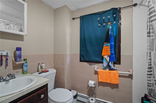 54 Jefferson Avenue, Pawtucket, RI 02860